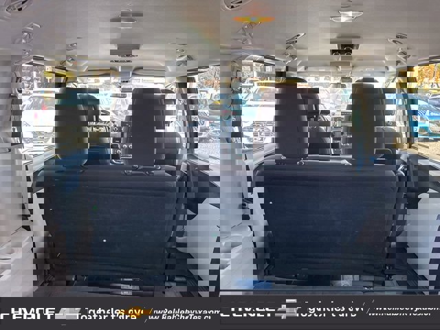 Used 2018 Dodge Grand Caravan SE w/ UConnect Hands-Free Group image 11