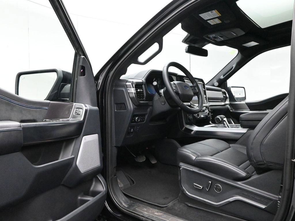 New 2025 Ford F150 Platinum w/ Equipment Group 702A High image 8