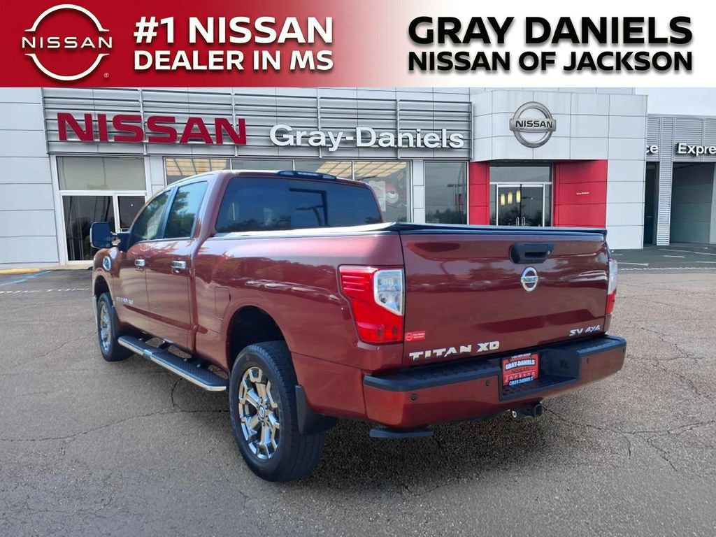 Used 2018 Nissan Titan SV w/ SV Convenience Package AWD/4WD image 5