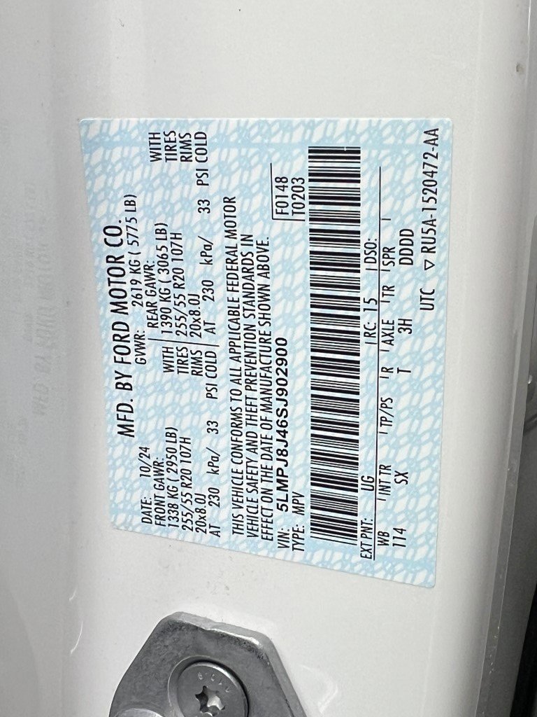 Used 2025 Lincoln Nautilus Premier w/ Equipment Group 102A image 32