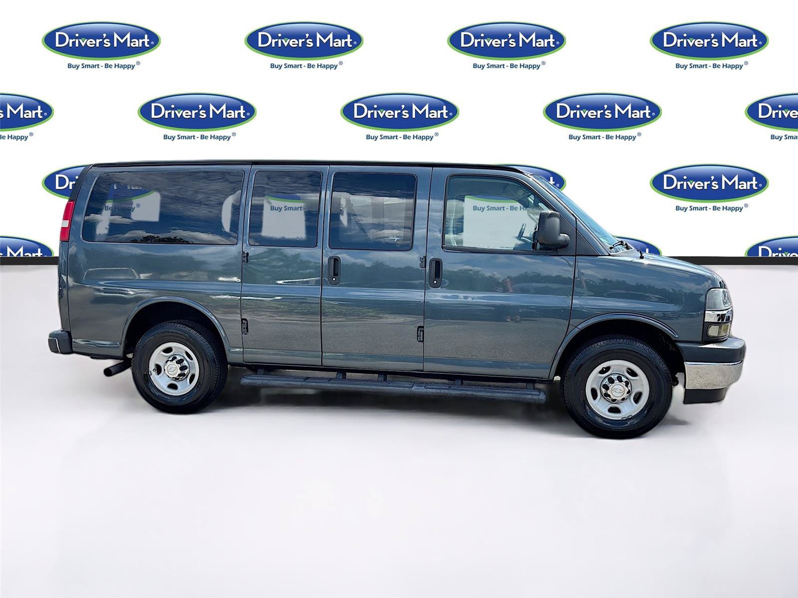Used 2019 Chevrolet Express 3500 LT w/ LT Preferred Equipment Group RWD image 8