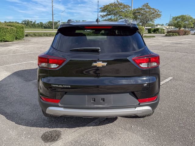 Used 2026 Chevrolet TrailBlazer LT FWD image 5