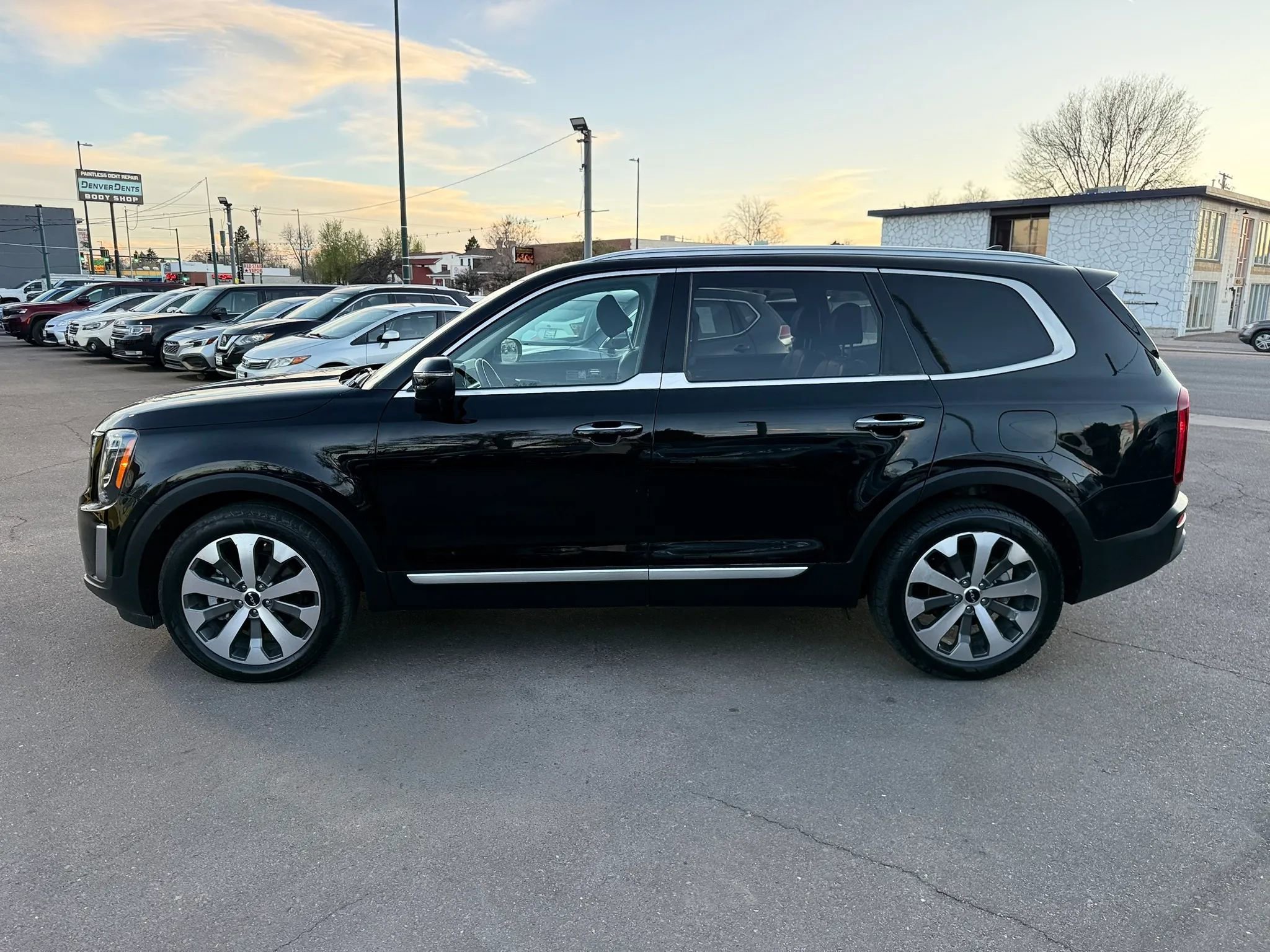 Used 2022 Kia Telluride S image 6