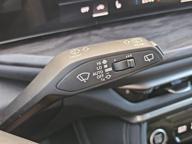 Certified 2025 Audi Q5 Premium w/ Convenience Package AWD/4WD image 20