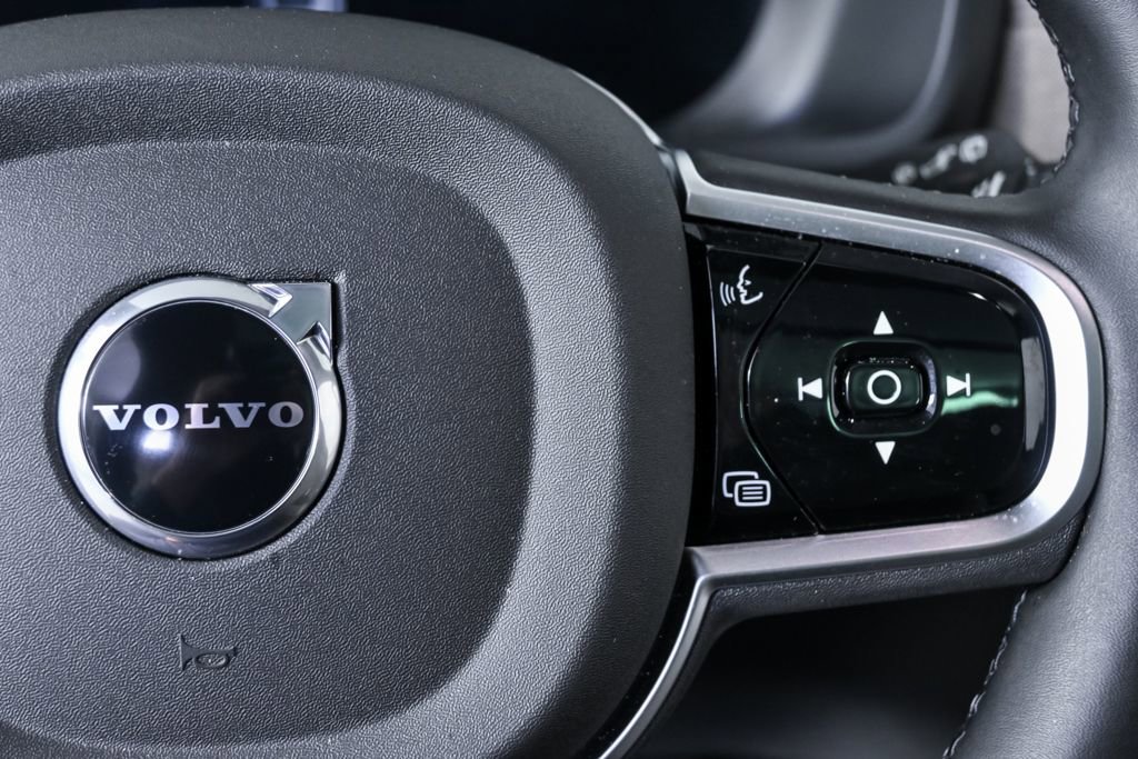 Certified 2026 Volvo XC90 T8 Ultra image 13