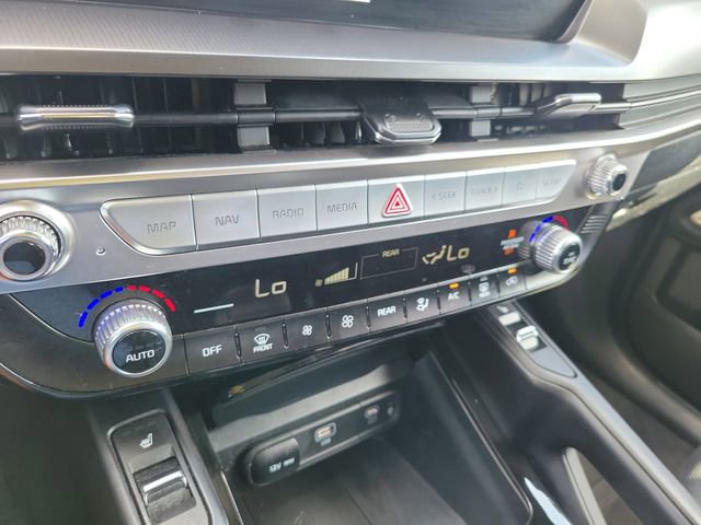 Used 2025 Kia Telluride S image 29