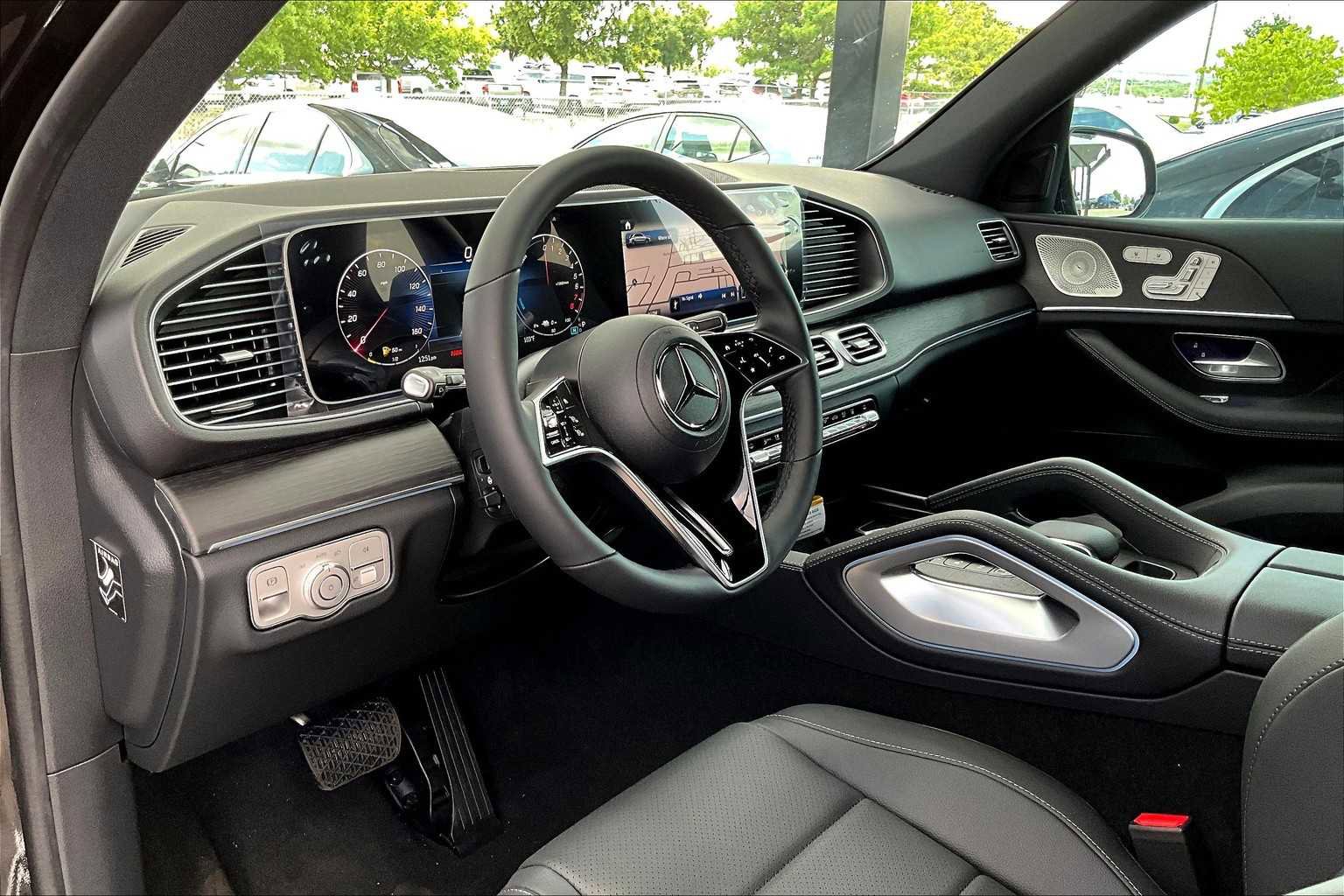 New 2025 Mercedes-Benz GLE 450e GLE 450e image 10