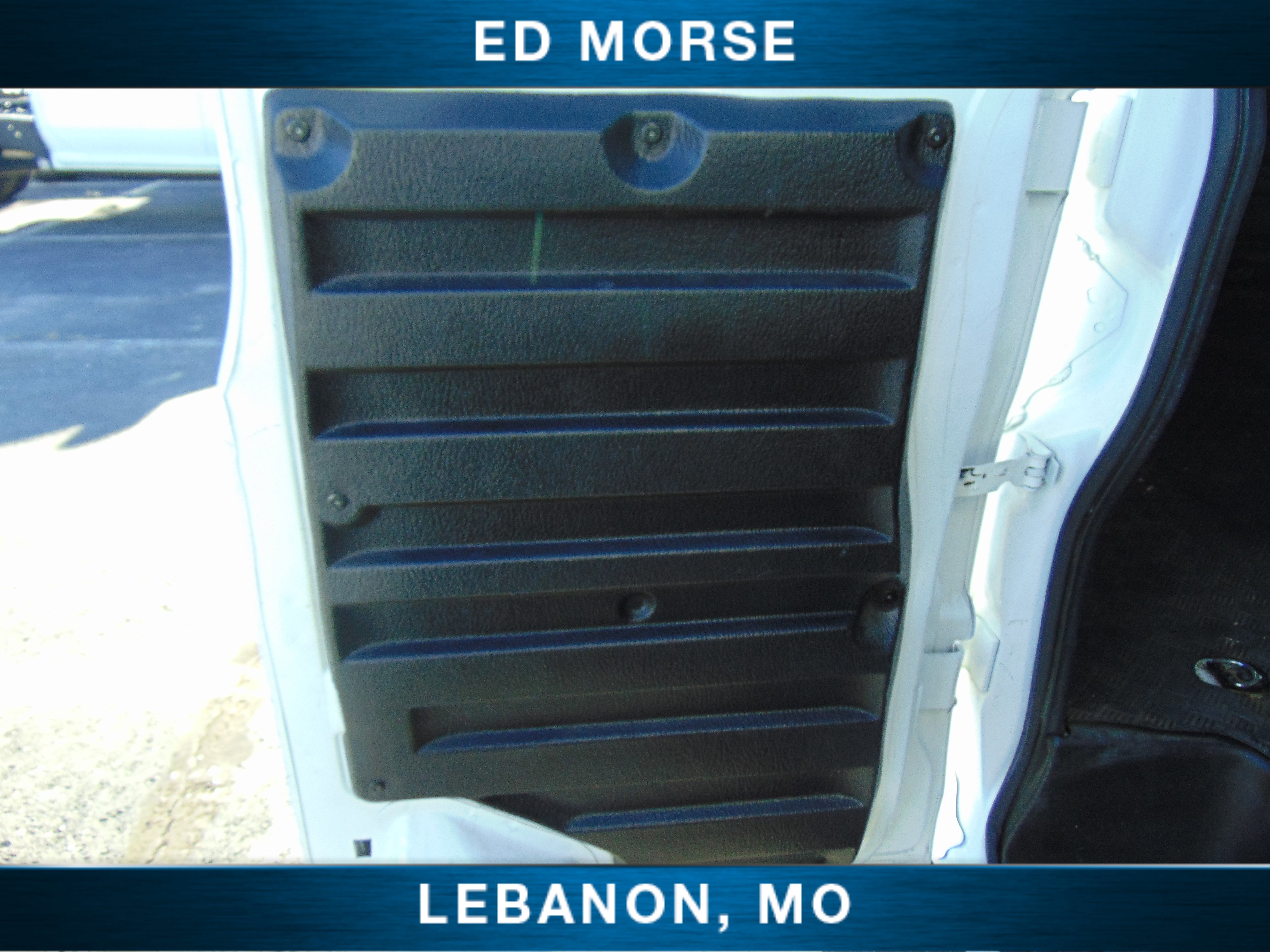 Used 2022 Chevrolet Express 2500 w/ Driver Convenience Package image 13