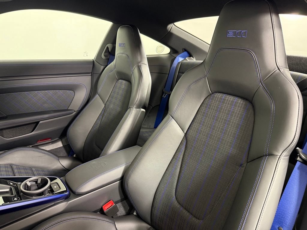 Certified 2026 Porsche 911 Carrera T RWD image 5
