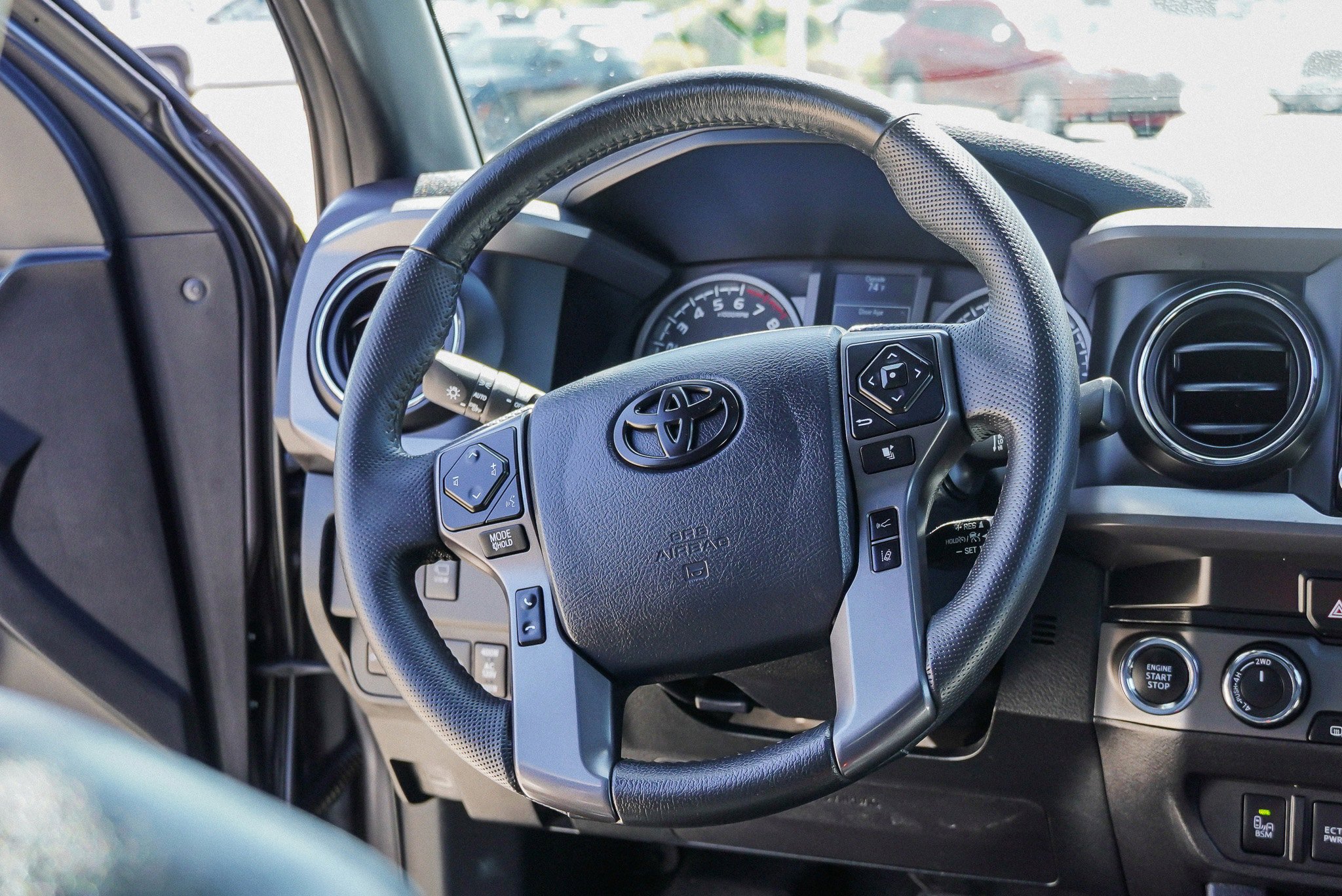 Certified 2020 Toyota Tacoma TRD Pro AWD/4WD image 33