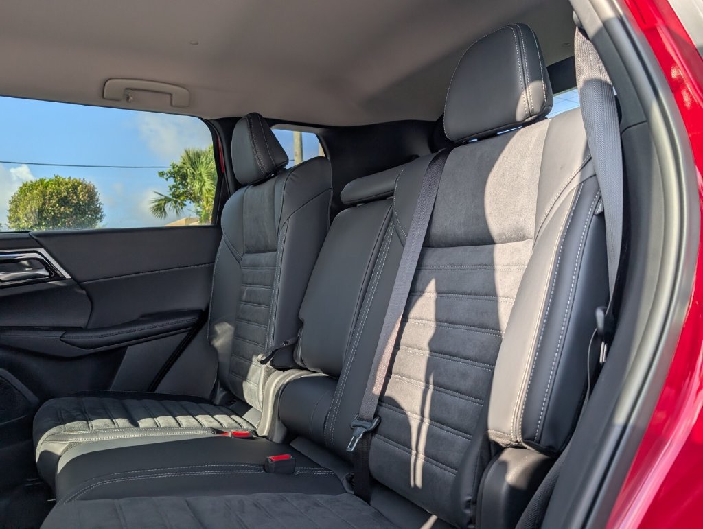 New 2026 Nissan Rogue SL AWD/4WD image 12