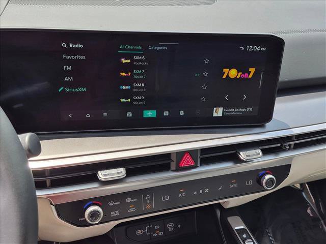 Used 2025 Kia Sorento S FWD image 15