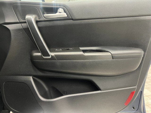 Used 2017 Kia Sportage LX AWD/4WD image 16