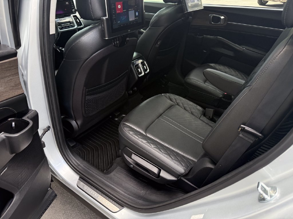Used 2022 Kia Sorento SX Prestige AWD/4WD image 37