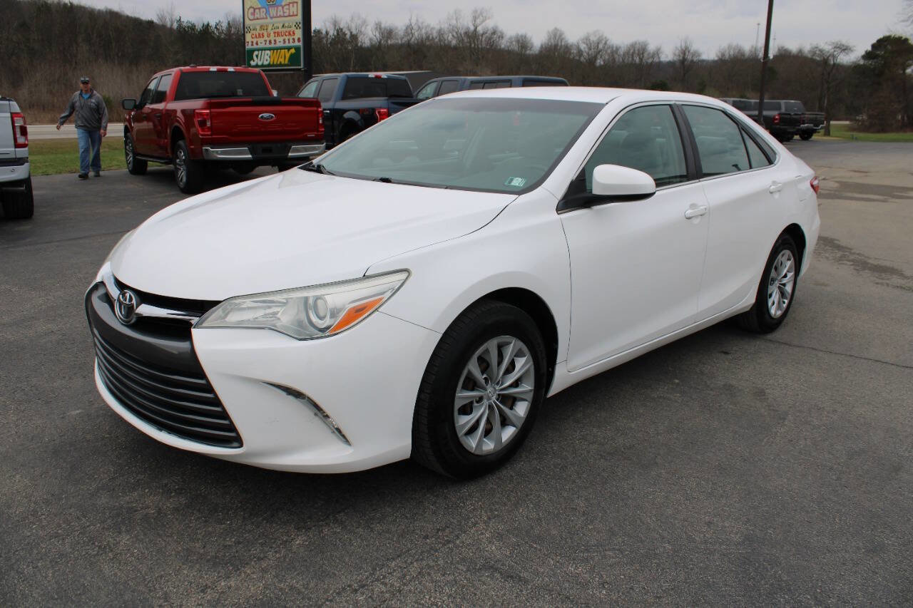 Used 2016 Toyota Camry LE
