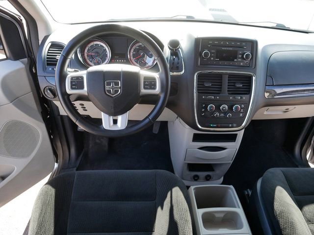 Used 2016 Dodge Grand Caravan SE w/ Quick Order Package 29E SE FWD image 22