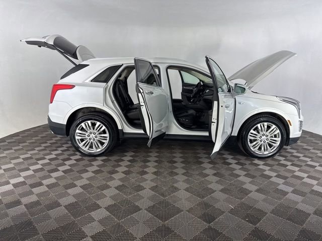 Used 2017 Cadillac XT5 Premium Luxury w/ LPO, Wheel Lock Package AWD/4WD image 14