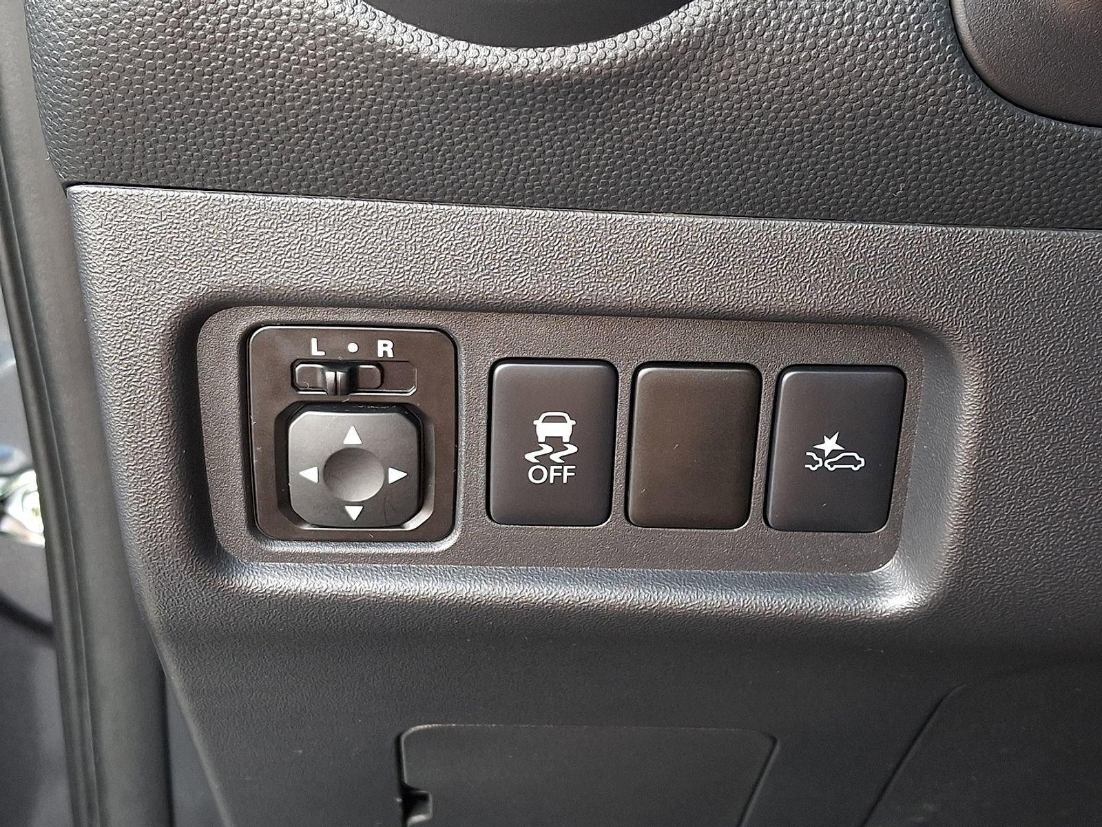 Used 2024 Mitsubishi Mirage ES image 26