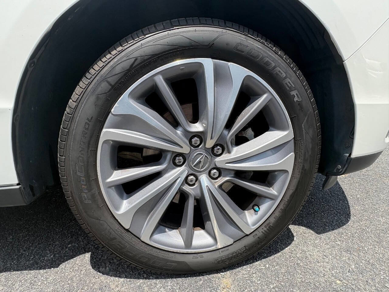 Used 2017 Acura MDX SH-AWD w/ Technology Package image 23