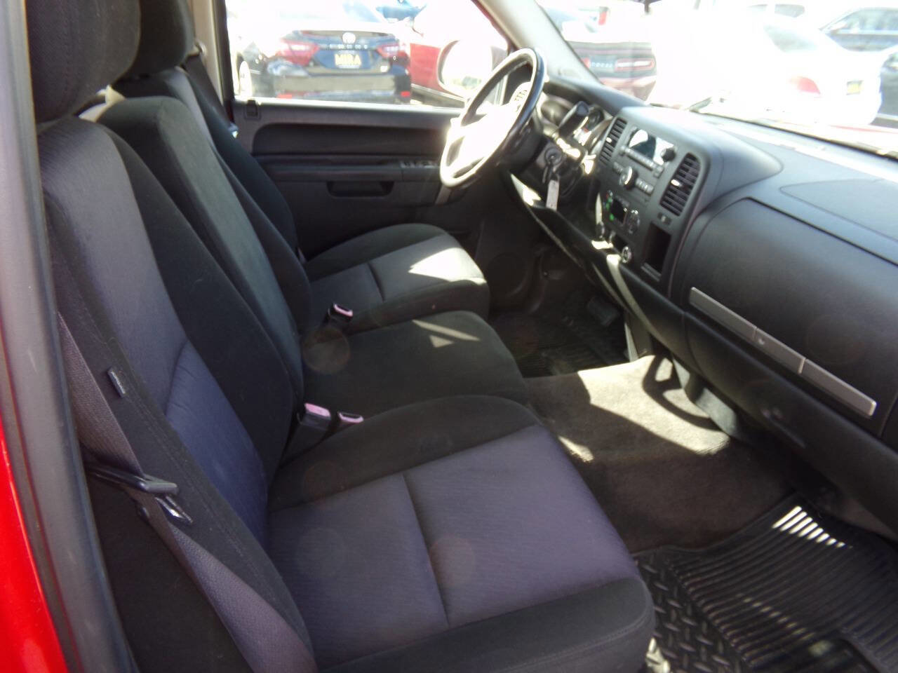 Used 2010 Chevrolet Silverado 1500 LT w/ Power Pack Plus image 23