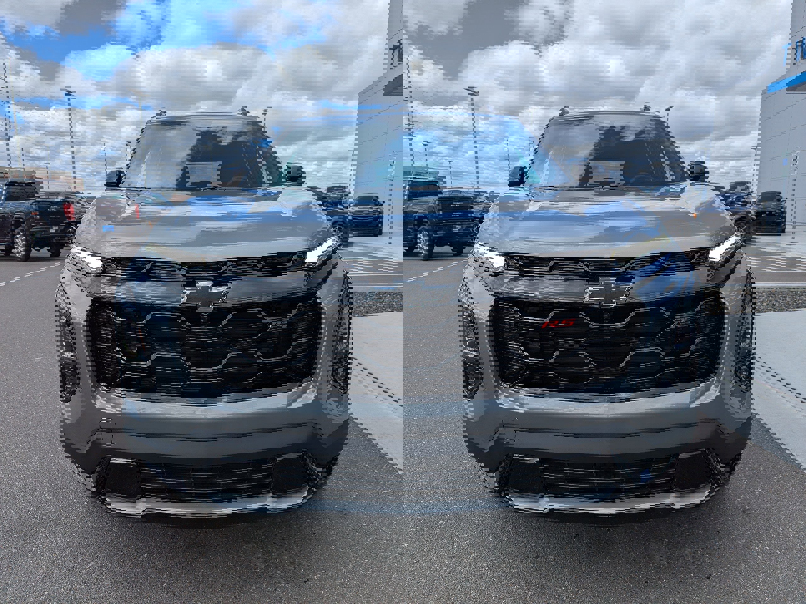 New 2026 Chevrolet Equinox RS image 3