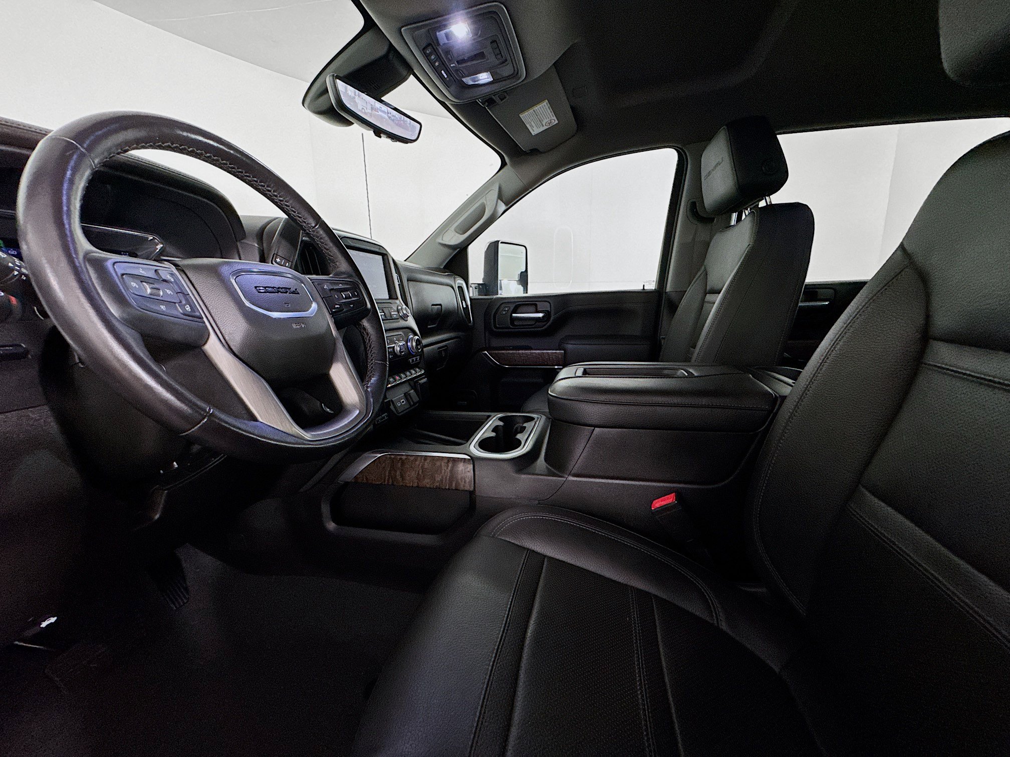 Used 2022 GMC Sierra 2500 Denali w/ Technology Package AWD/4WD image 19