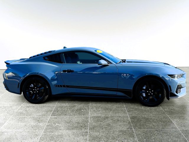 Used 2025 Ford Mustang GT RWD image 8