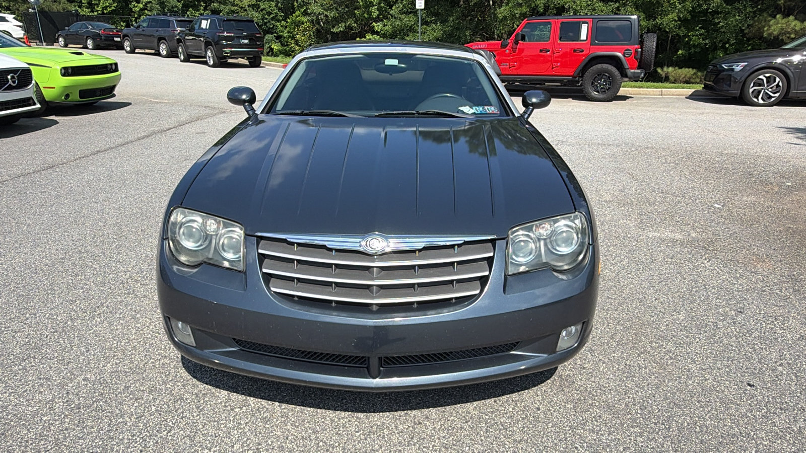 Used 2007 Chrysler Crossfire Limited RWD image 3