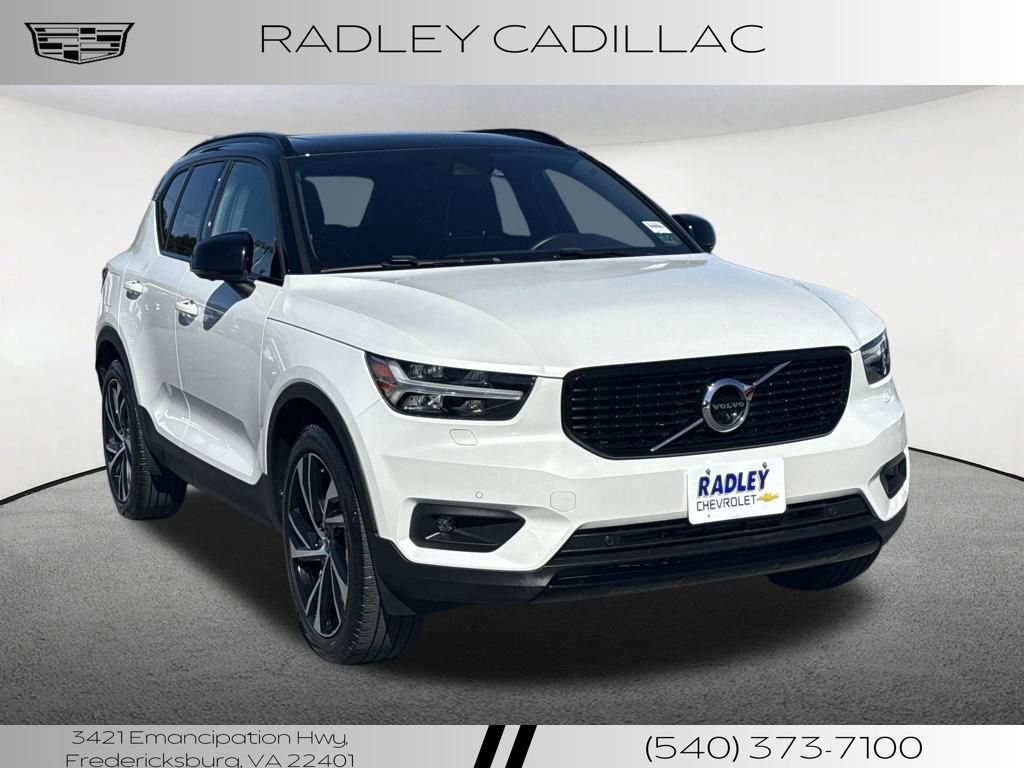 Used 2020 Volvo XC40 T5 R-Design image 8