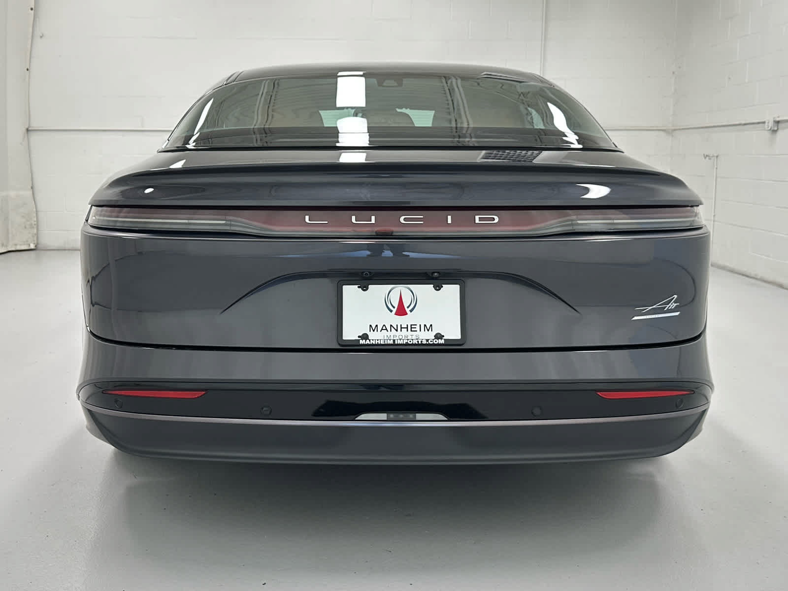 Used 2024 Lucid Air Touring AWD/4WD image 7