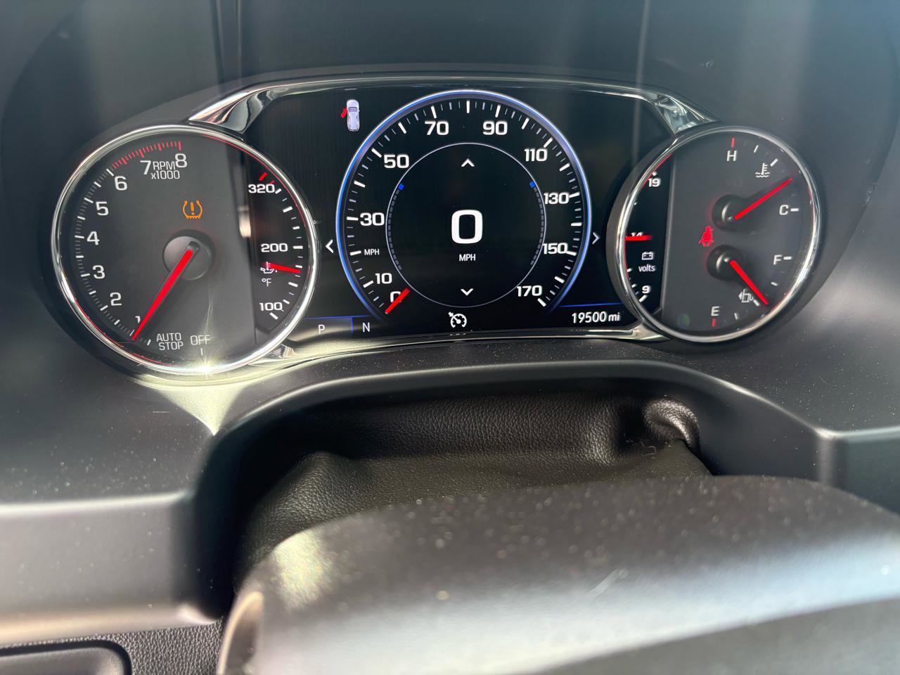 Used 2023 GMC Acadia SLT w/ Technology Package image 16