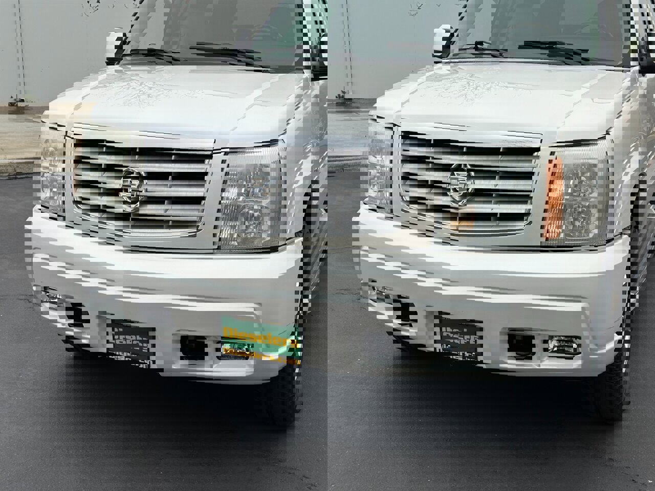 Used 2005 Cadillac Escalade AWD image 9