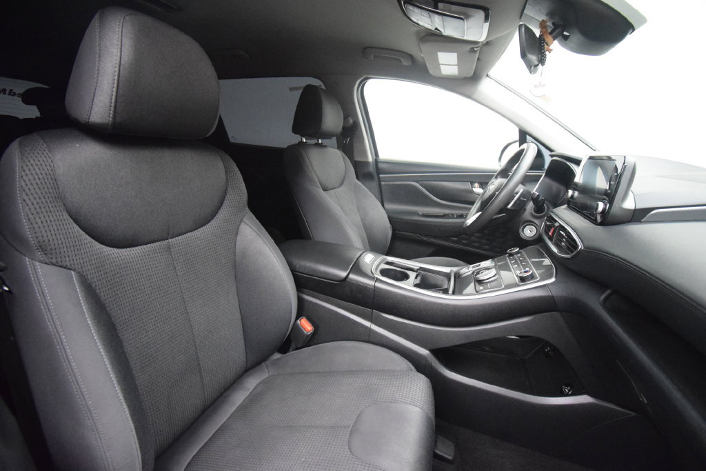 Used 2021 Hyundai Santa Fe SE FWD image 14