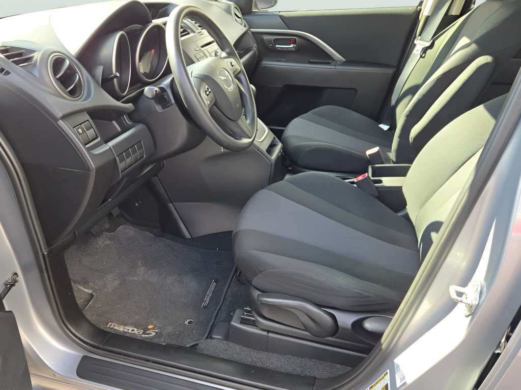 Used 2013 MAZDA MAZDA5 Sport FWD image 24
