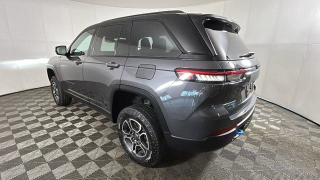 Used 2022 Jeep Grand Cherokee Trailhawk AWD/4WD image 4
