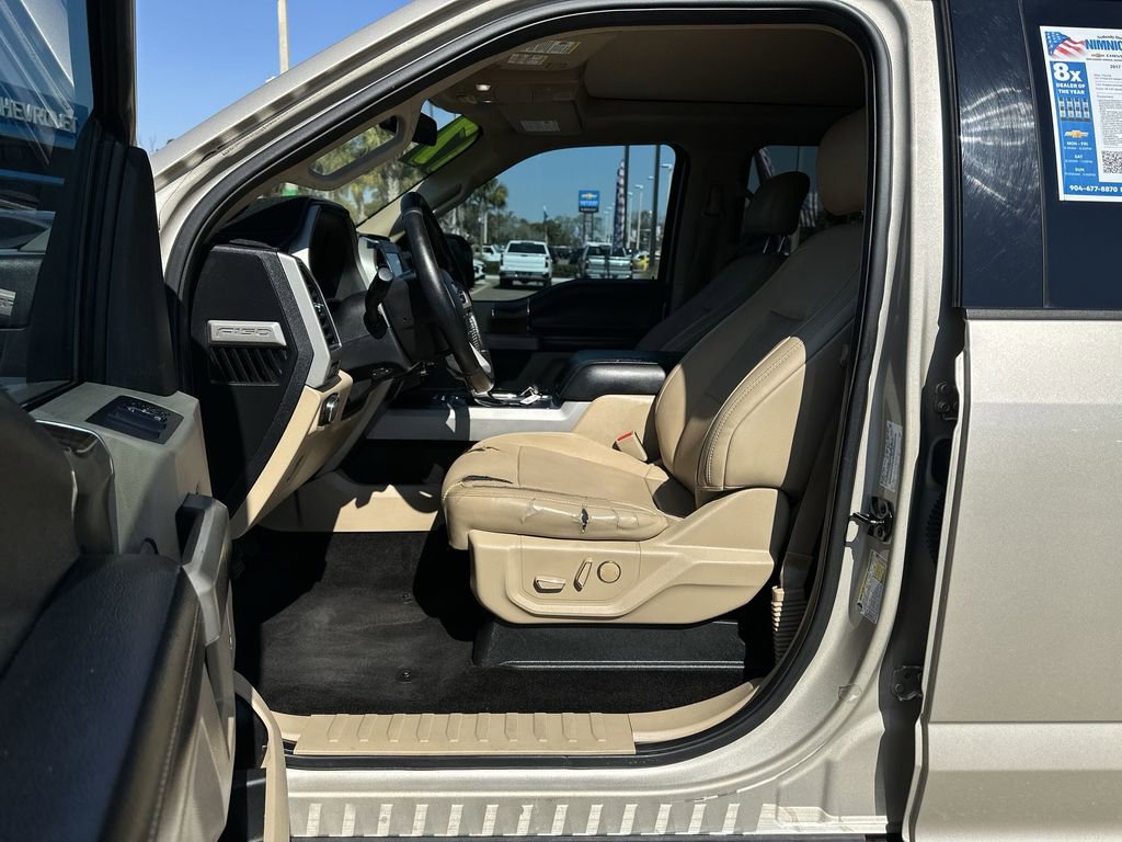 Used 2017 Ford F150 Lariat image 19
