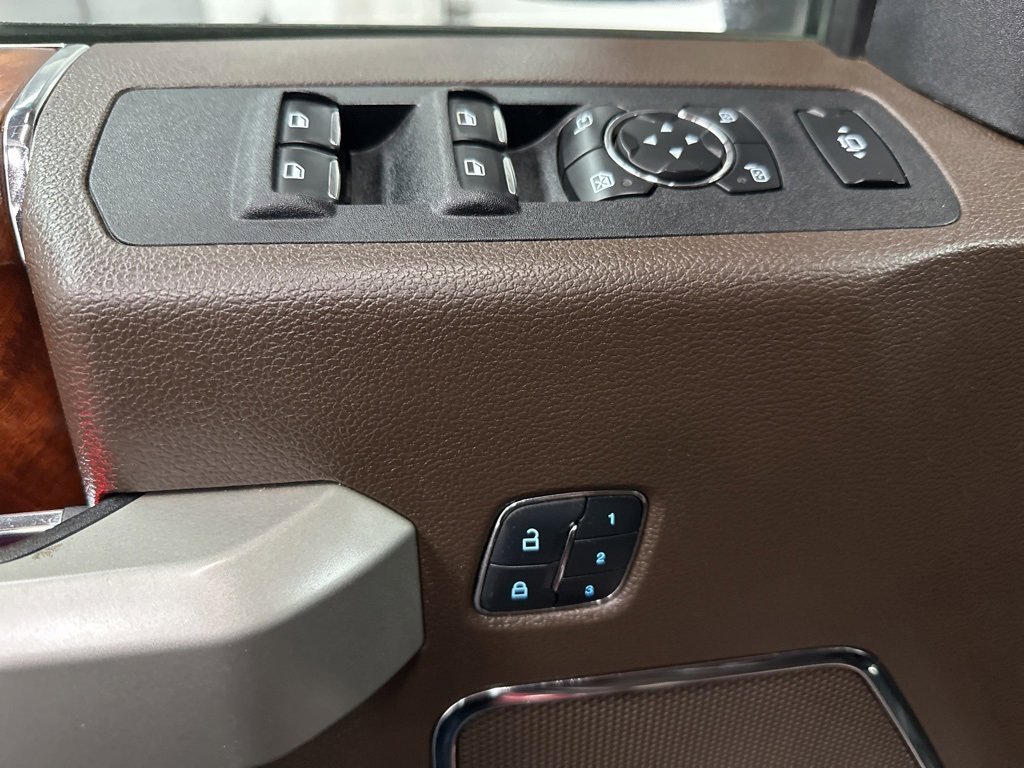 Used 2017 Ford F450 King Ranch w/ King Ranch Ultimate Package image 23