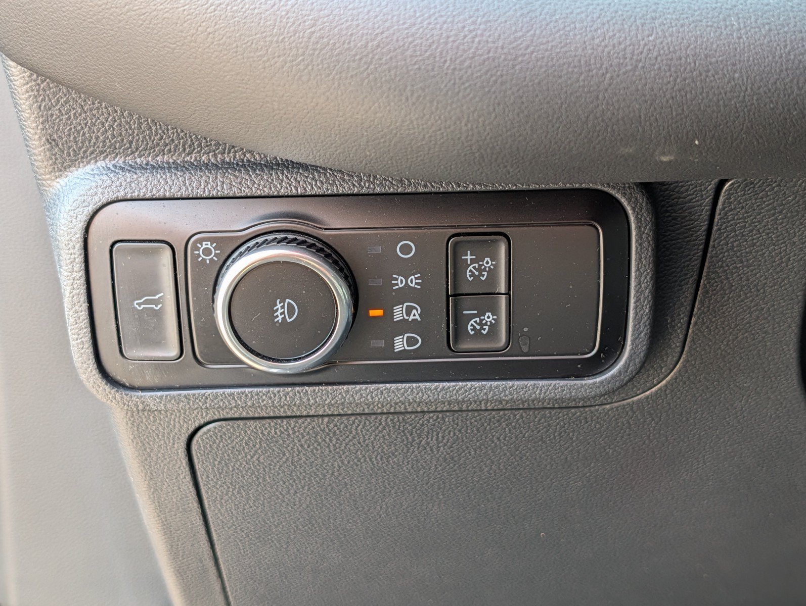 Used 2025 Ford Explorer ST-Line AWD/4WD image 14