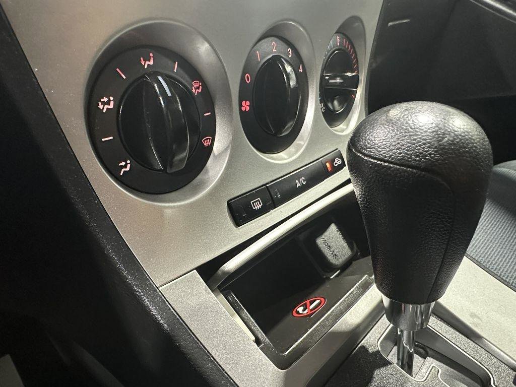 Used 2010 MAZDA MAZDA3 i Touring FWD image 17