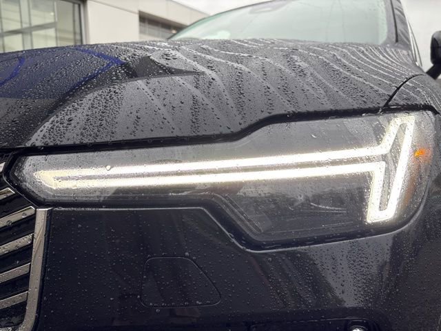 Used 2025 Volvo XC90 B6 Plus AWD/4WD image 9