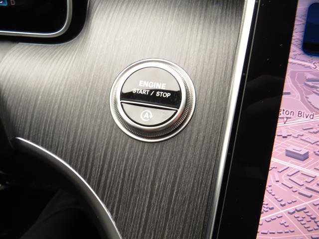 Used 2025 Mercedes-Benz C 300 4MATIC Sedan image 13