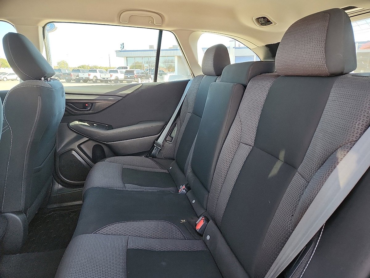 Used 2020 Subaru Outback 2.5i image 5