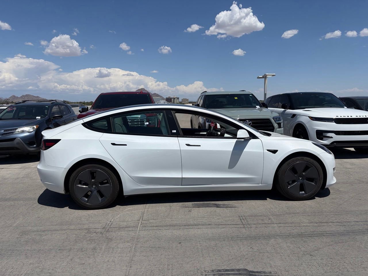 Used 2023 Tesla Model 3 Standard Range RWD image 3