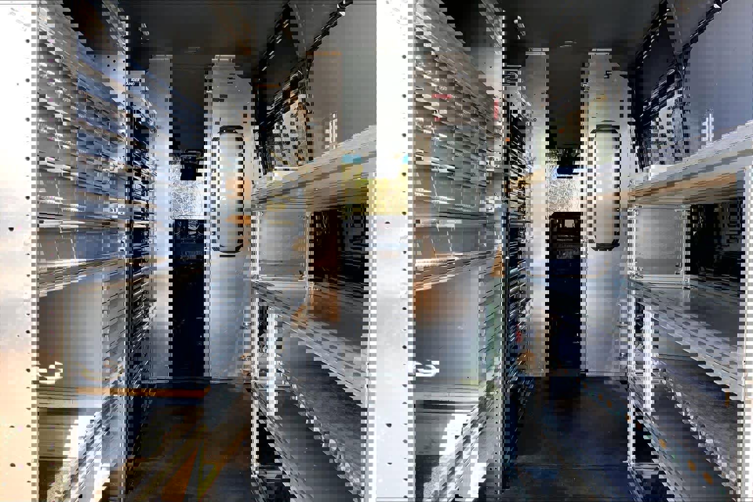 Used 2022 Mercedes-Benz Sprinter 3500 image 37