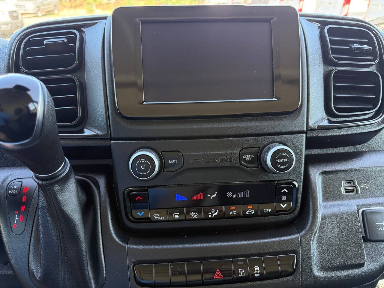 Used 2023 RAM ProMaster 1500 FWD image 30