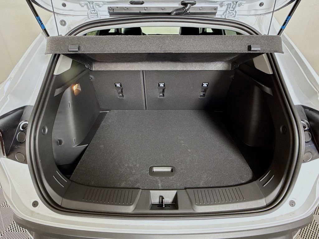 New 2026 Chevrolet Trax LT w/ Driver Confidence Package image 23