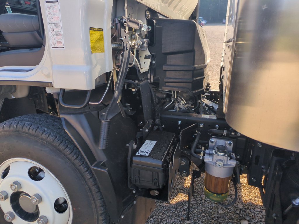 New 2025 Chevrolet Low Cab Forward 4500 XD RWD image 32