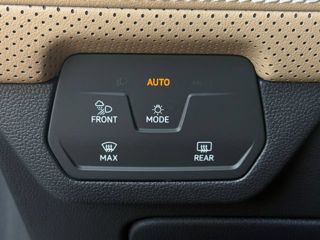 New 2026 Volkswagen Atlas Cross Sport SE FWD image 21