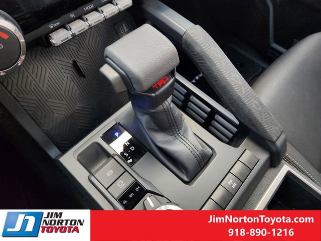 Used 2024 Toyota Tacoma TRD Off-Road image 21
