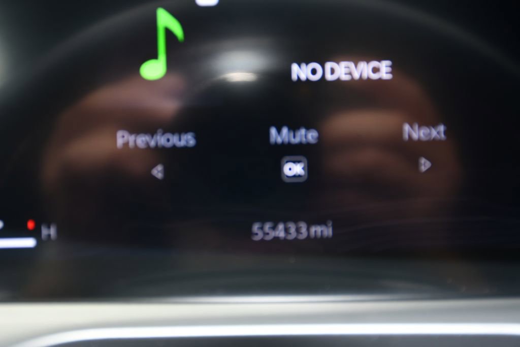 Used 2023 Jeep Grand Cherokee Summit AWD/4WD image 42